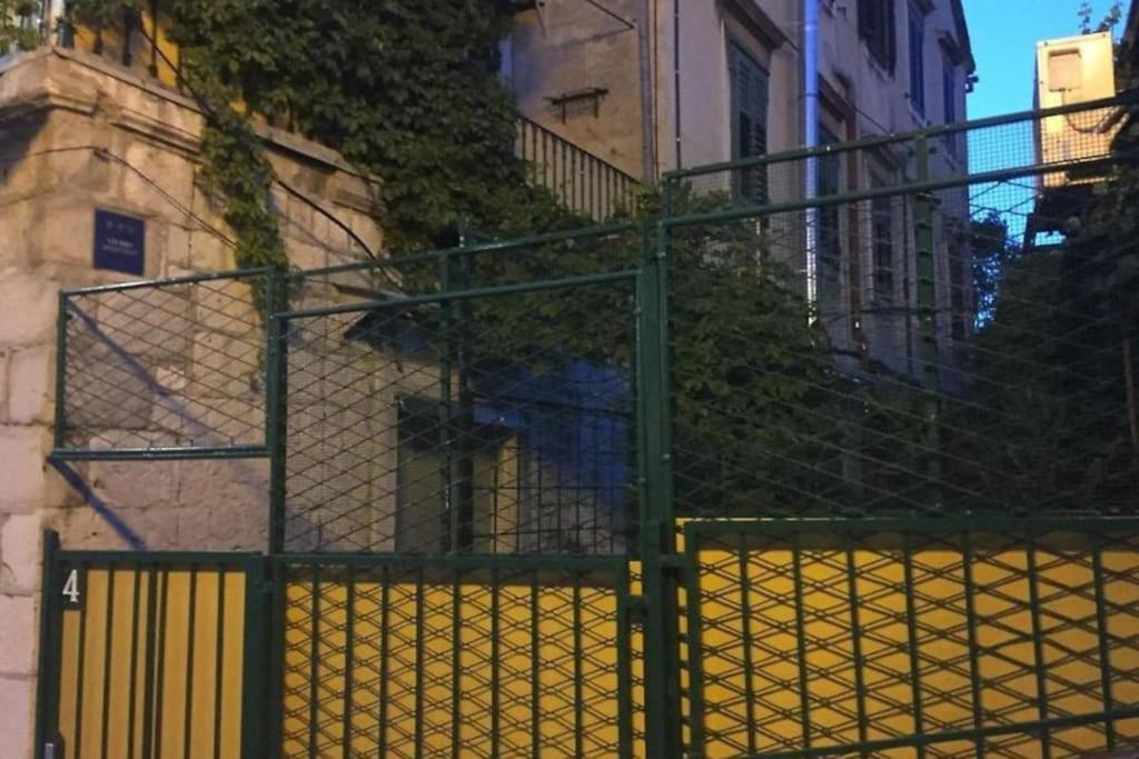Appartamento Pazarello Spalato Esterno foto
